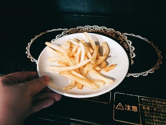 冷めたポテトをひと手間で「カリカリに復活」5選＋NGな温め方【マクドナルド編】