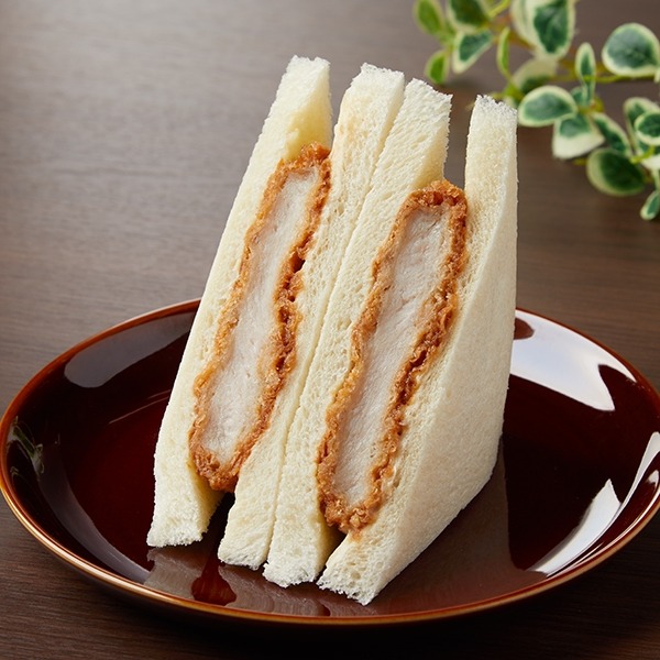 ガッツリ肉のサンドイッチ登場！ファミマルの新作は満足度新記録！！