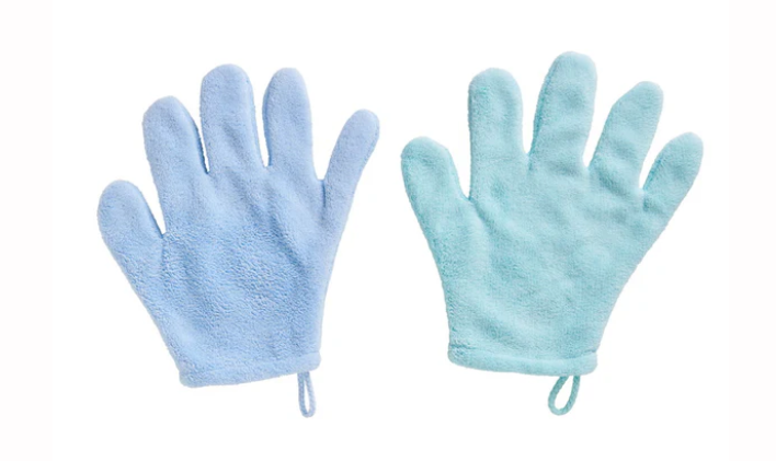 せっかくお風呂入ったのにドライヤーしたらまた汗が！　早く乾かす方法、時短＆節約の優秀「100均アイテム」も紹介