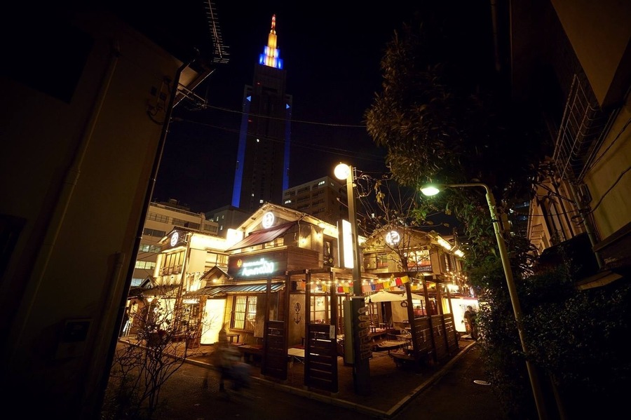 新宿・代々木で昭和へタイムスリップ　ほぼ新宿のれん街［わ］区画「炉端 ひょうたん 双葉荘」オープン