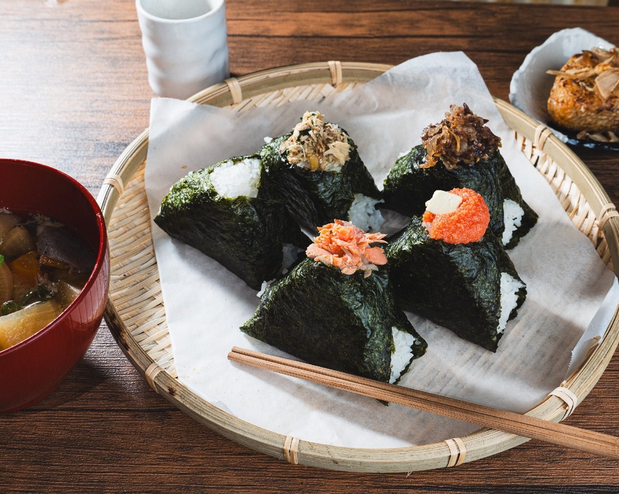 ミシュランシェフとコラボ！ 大阪に新おむすび専門店「おびむす」開店