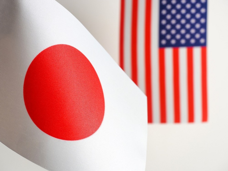 トランプ大統領が公約を実行したら、わたしたちの生活にどう影響してくるのか？