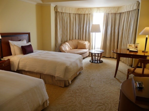 ベトナム行き往復航空券当てよう！　バリ王50周年記念インスタフォローいいね＆コメントキャンペーン(8/31まで)