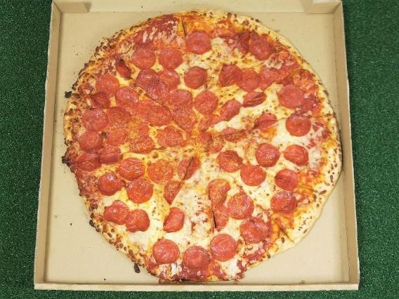 どう違う？【ロピアvsコストコ】ホールピザの大きさ、価格、種類など徹底比較