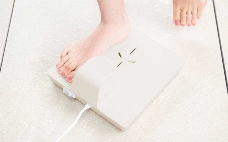 今まさに欲しい「のれせん」(乗れる扇風機！)「サンコー」の話題商品　お風呂上がりを快適に