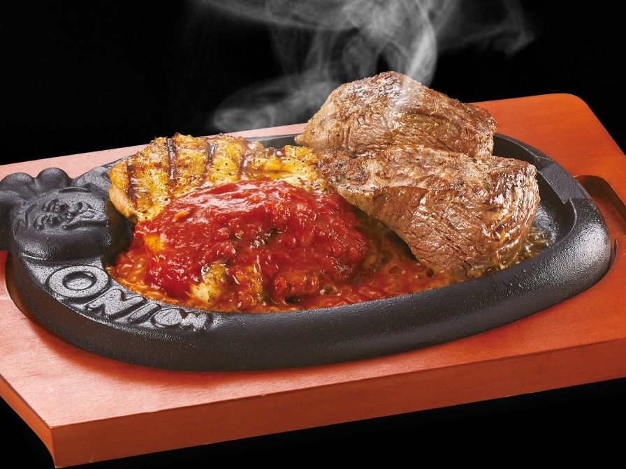 トマト＆オニオン、ステーキ＆ハンバーグ食べ放題開催(8/28)