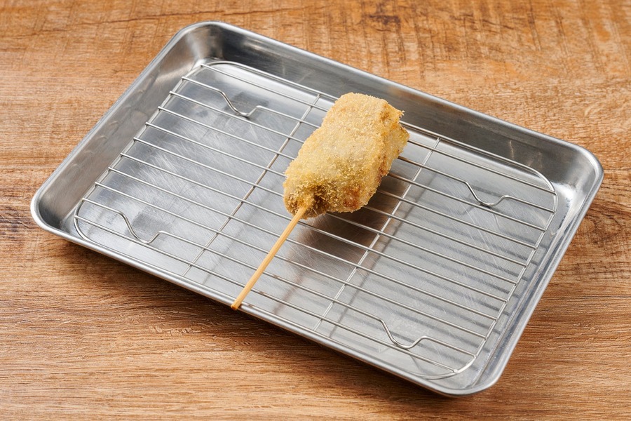 3つのBIGな企画！　串カツ田中「串(9、4)の日」キャンペーン　チェックインで串カツ110円クーポン、「串カツ豚」キーホルダー当たる