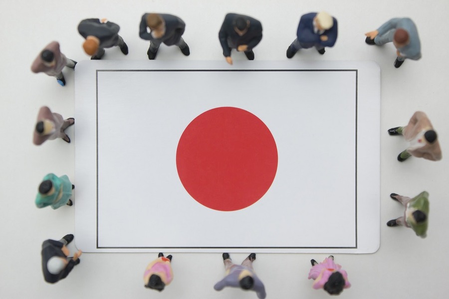 2017年の「経済」展望　今年は「政治リスク」が意識される年に