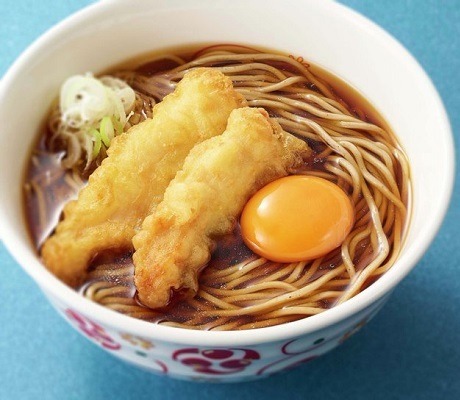 【月見グルメまとめ】マックは目玉焼き、大阪王将はかに玉、不二家は栗など、名月の百花繚乱