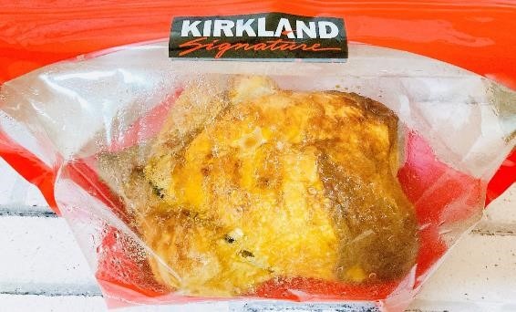 コストコ最新おすすめ商品＆フードコートメニュー紹介！　噂のロティサリーチキン(898円)の切り分け方＆リメイク方法