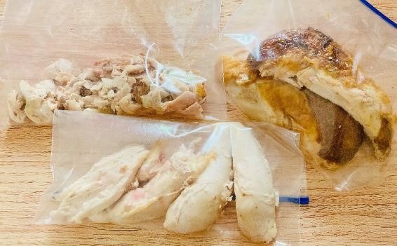 コストコ最新おすすめ商品＆フードコートメニュー紹介！　噂のロティサリーチキン(898円)の切り分け方＆リメイク方法