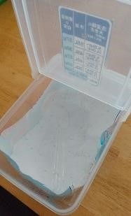 洗剤は液体・粉末どっちがいい？価格重視ならトップバリュ＆業ス―粉末、袋ごとすっぽり入る100均詰替容器も紹介