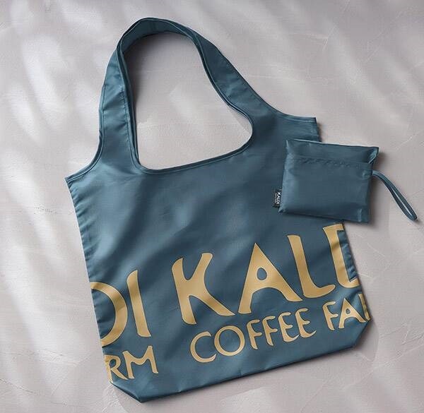 「カルディ」新色エコバッグ発売！ 秋らしいクラシックブルーとオールドローズ