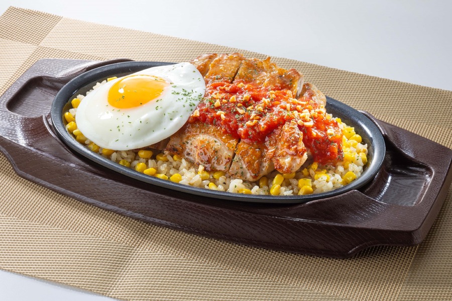 NEOガスト新メニュー9/12～　ヒロミさんコラボ第二弾は「やんちゃガーリックチキン鉄板ピラフ」