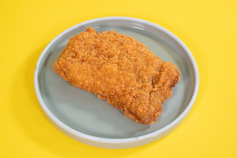 【ファミマ】チキン2個で「100円引き」開始(9/23まで)　ファミペイでファミチキ1年分のクーポンもらえるゲームも