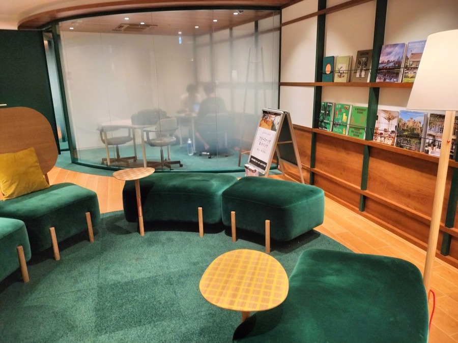 無料で使えるOlive LOUNGE 渋谷店とは？併設しているスタバでは10%還元を受けられる！？