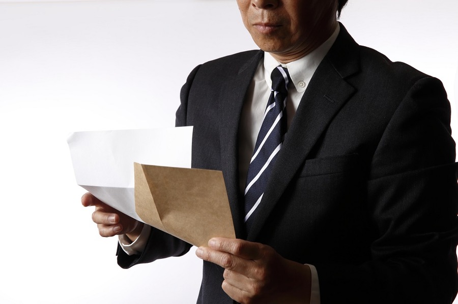「お墓をたてて終わり」は違う！　「管理費用」を払わないと処分の対象になります。