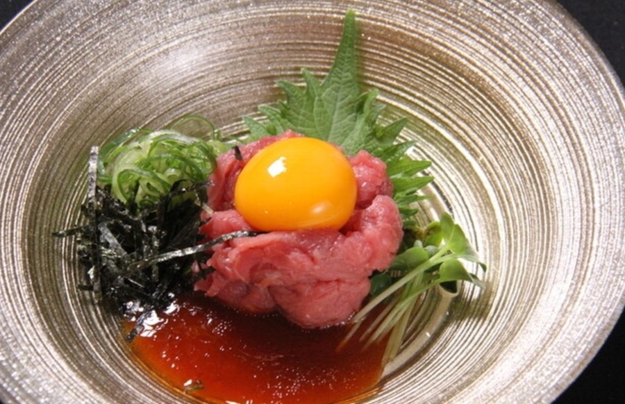 「大衆馬肉酒場 馬王 十三店」1周年記念キャンペーン開催！
