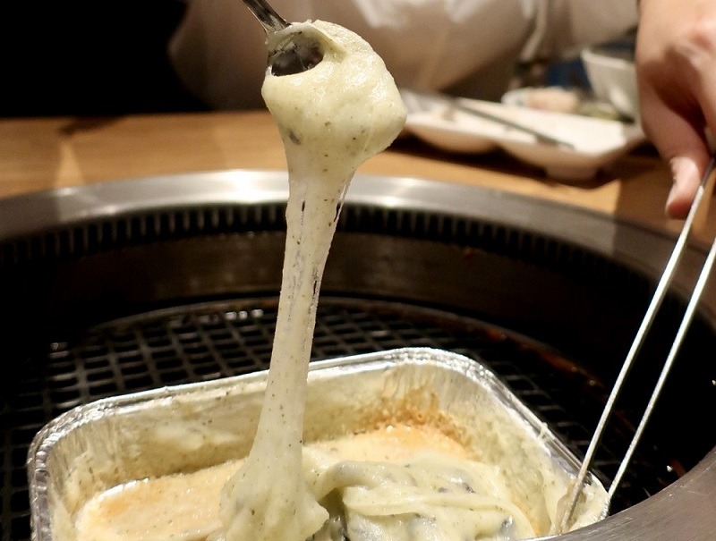牛角、「魅惑のチーズフェア」開催！チーズタッカルビなど新メニュー登場(10/16-12/11)