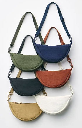 ユニクロ新宿本店10/25OPEN　ロゴ入りのどら焼きなど4つのプレゼントに注目！！