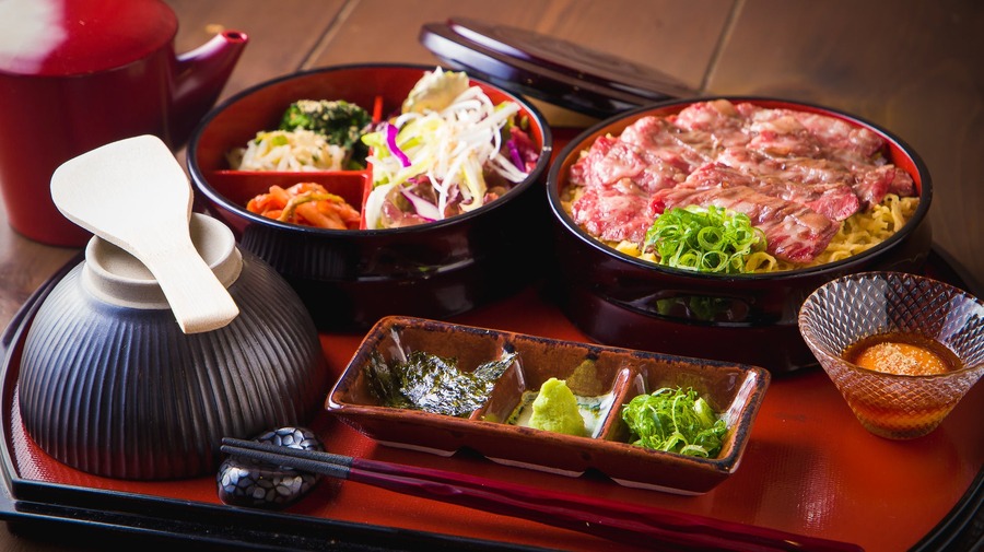 【期間限定1000円】肉ひつまぶしキャンペーン　蔵バル梅田店にて(10/10-31)