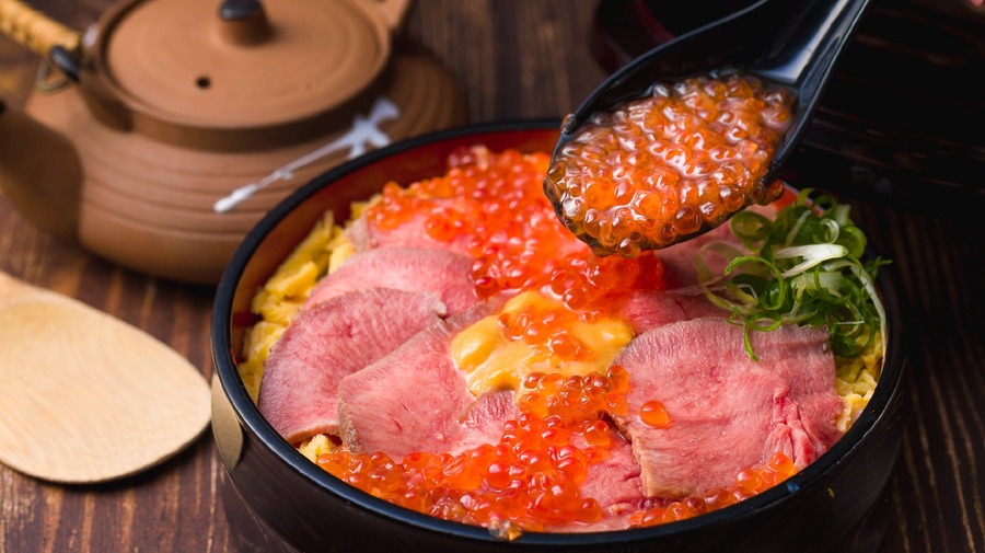 【期間限定1000円】肉ひつまぶしキャンペーン　蔵バル梅田店にて(10/10-31)