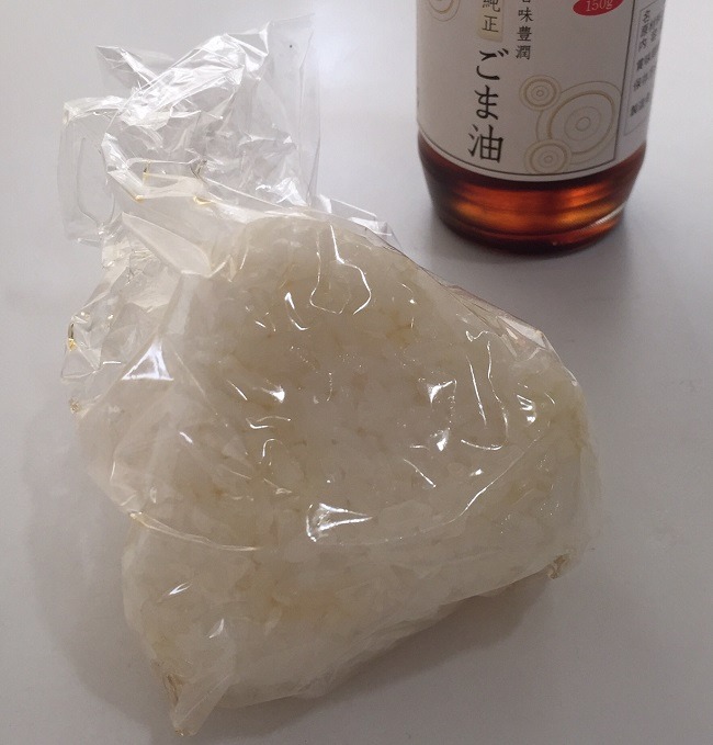 おにぎりの海苔はパリっと派？　海苔パリおにぎりを自宅でつくるワザ