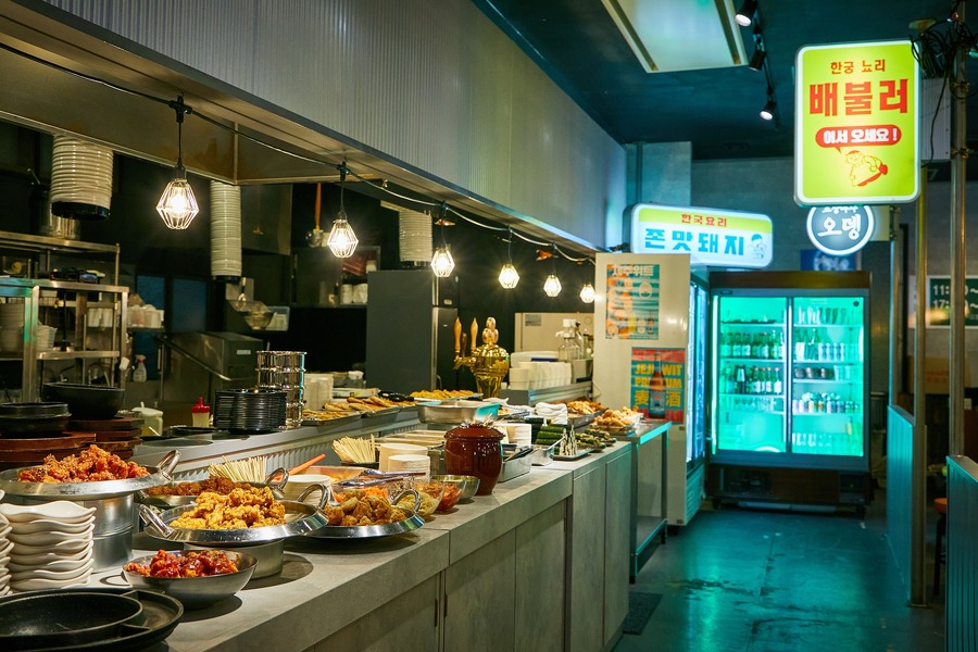 1790円で食べ放題！　名古屋に新感覚の韓国屋台ビュッフェ登場