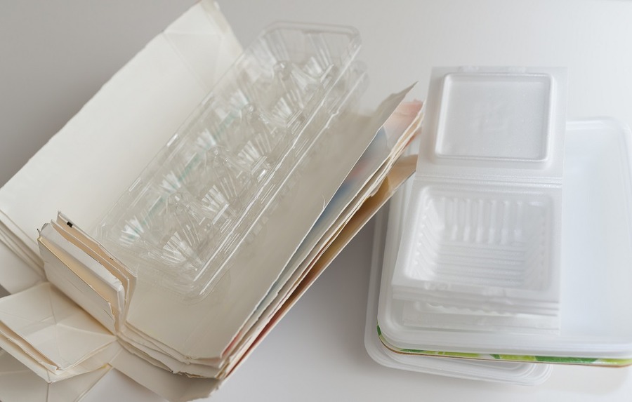 なんとなく指定ゴミ袋の「大サイズ」を使っていませんか？　小さいサイズに変えると節約とエコを両立できます