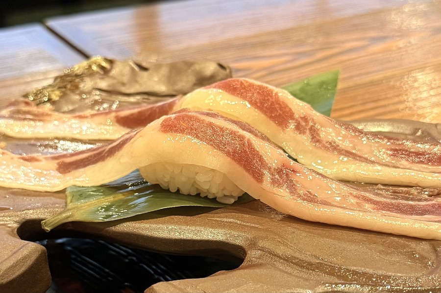 馬肉の絶品握りが倍に！大阪「馬肉酒場馬王」の期間限定キャンペーン(11/1-30)