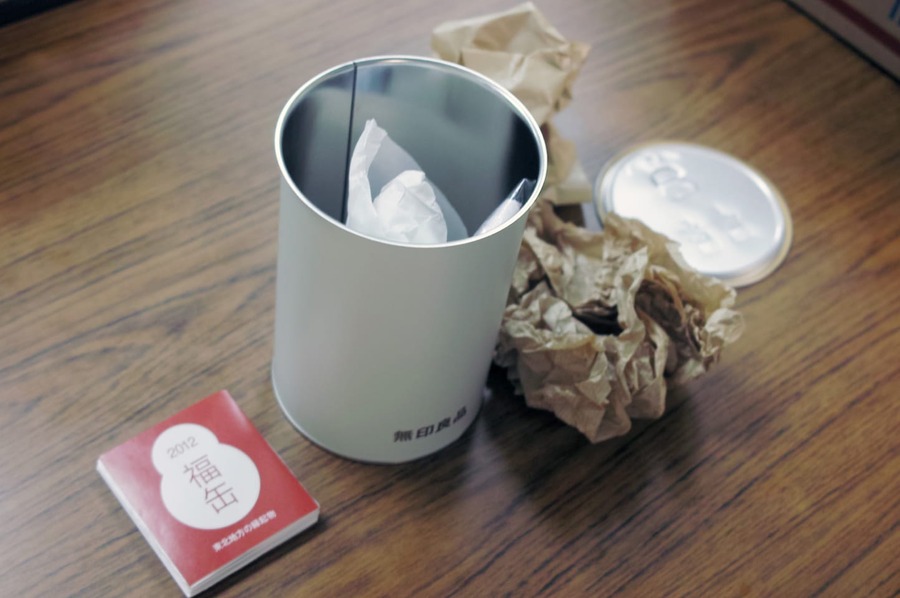 無印良品、2025年の福を届ける「福缶」  　縁起物とMUJI GIFT CARDをセットに(予約は11/14-25)