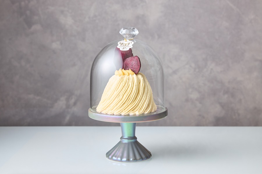 夜の新宿で楽しむ「おひとり様用ホールケーキ」　話題の本格ケーキカフェが拡大移転