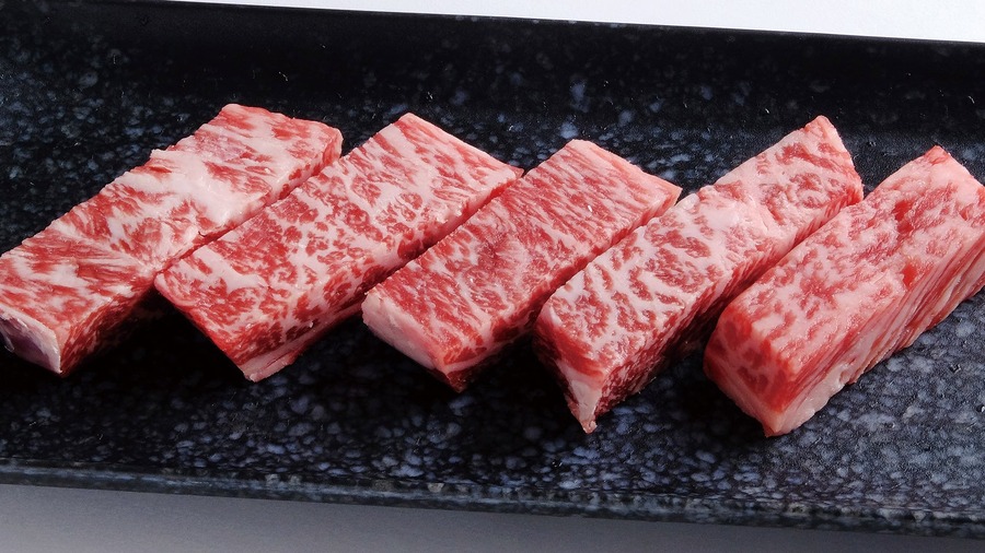 熟成和牛一頭買いで希少部位を堪能、あみやき亭(中部)