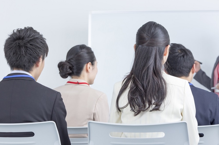 企業型DCの放置が1,428億円に。離転職したら何をすべき？　その疑問と手続きの方法を解説します。