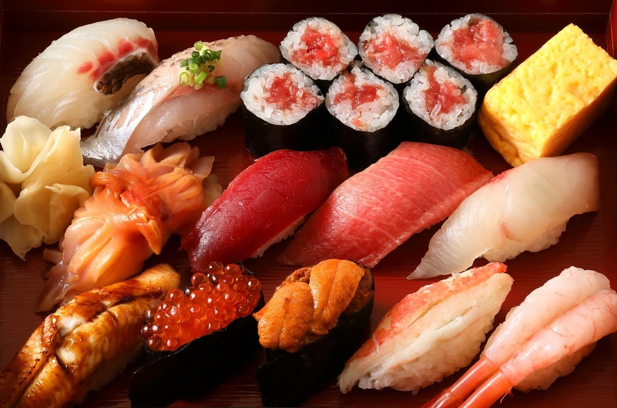 40代以上が選ぶ好きな食べ物「2024年最新ランキング」  うなぎが2位！