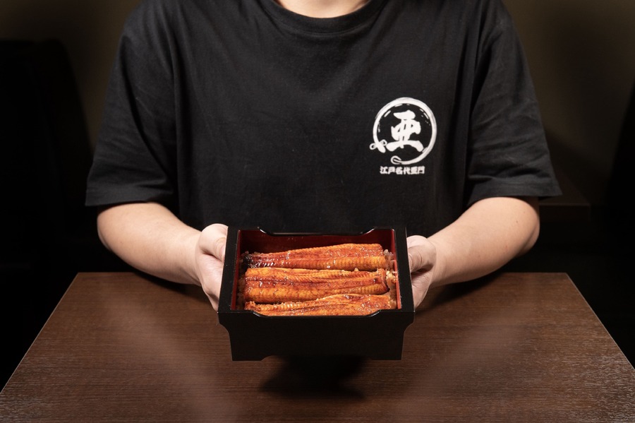 行列ができる「うなぎ屋 江戸名代亜門」天童店オープン　人気メニュー300円引き