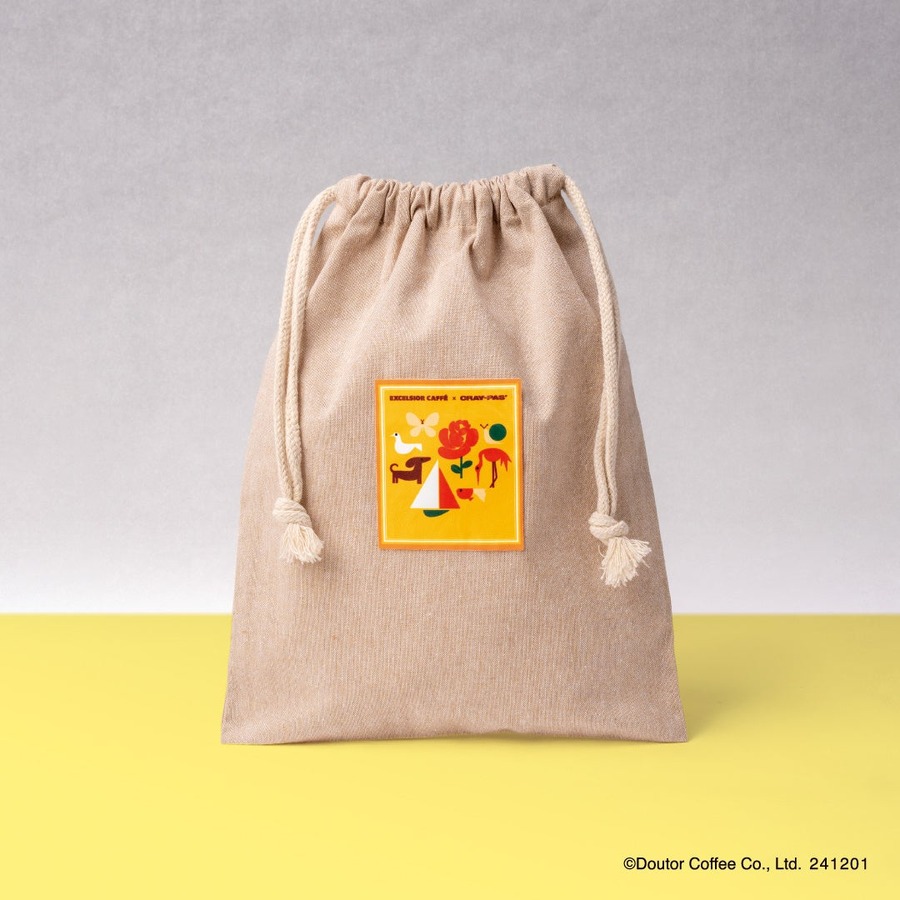 エクセルシオール カフェ「サクラクレパス」とコラボの「2025 HAPPY BAG」発売(予約12/1-25)