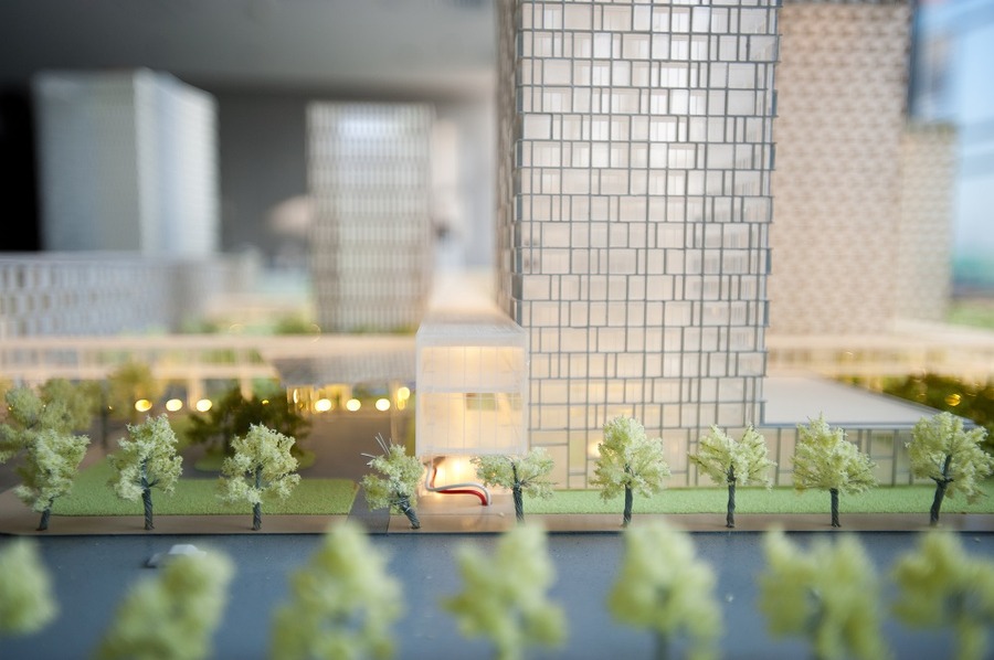 「田んぼの真ん中に群をなして建つアパート」不思議な光景の真実。収益物件への投資は今ではない。