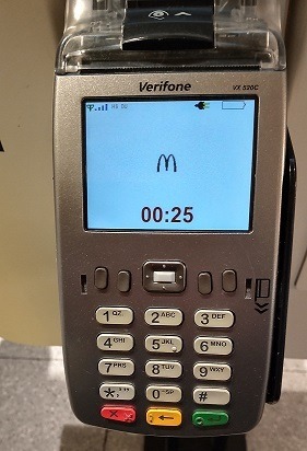 世界のマックくらべてみたら「セルフオーダー→クレカ払い」はどこも同じ、では違うのは何？スイス・フランス・ドバイ編