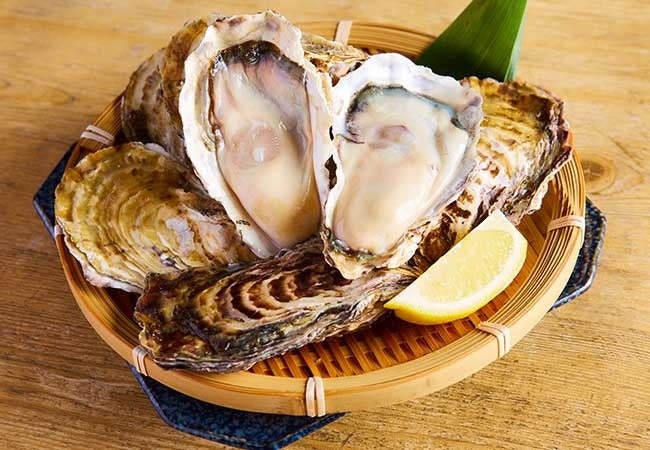 「新三呑み屋 三宮店」2周年記念キャンペーン開催　生ビール、ハイボール、レモンサワーが1杯10円(12/2-11)