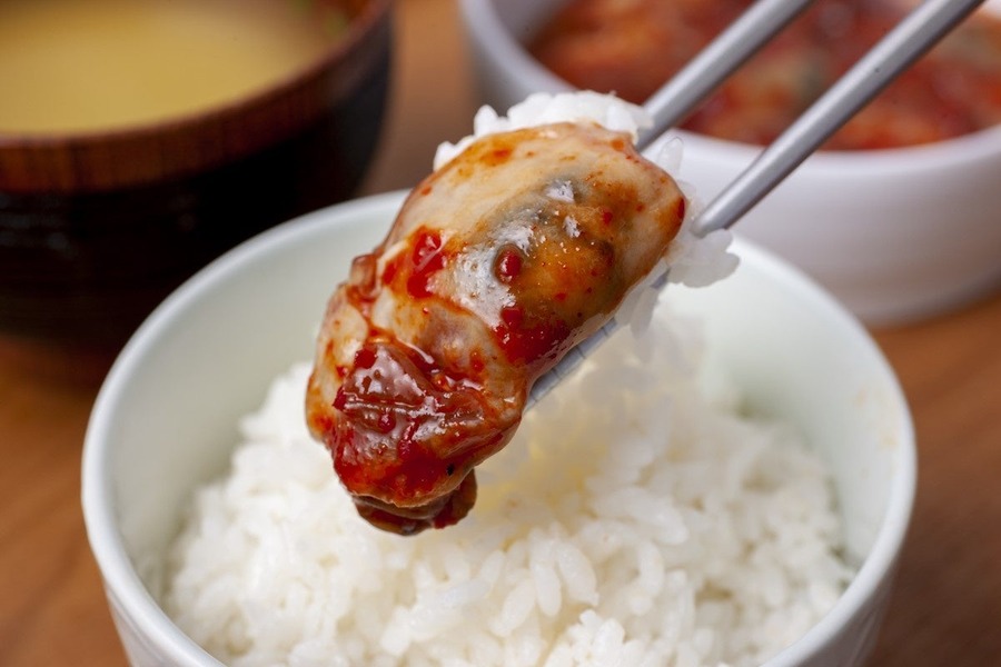 この時期だけ！冬季限定「牡蠣キムチ」販売開始