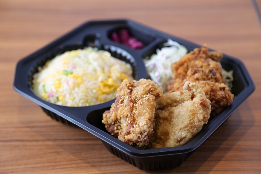 千葉に3業態を融合させた店舗誕生！肉あんかけ炒飯専門店「炒王」、カレーうどん専門店「千吉」、鶏料理専門店「鶏千」