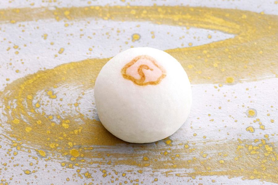 鶴屋吉信、2025年お正月和菓子を発売　オンラインショップ限定で全国送料無料キャンペーン