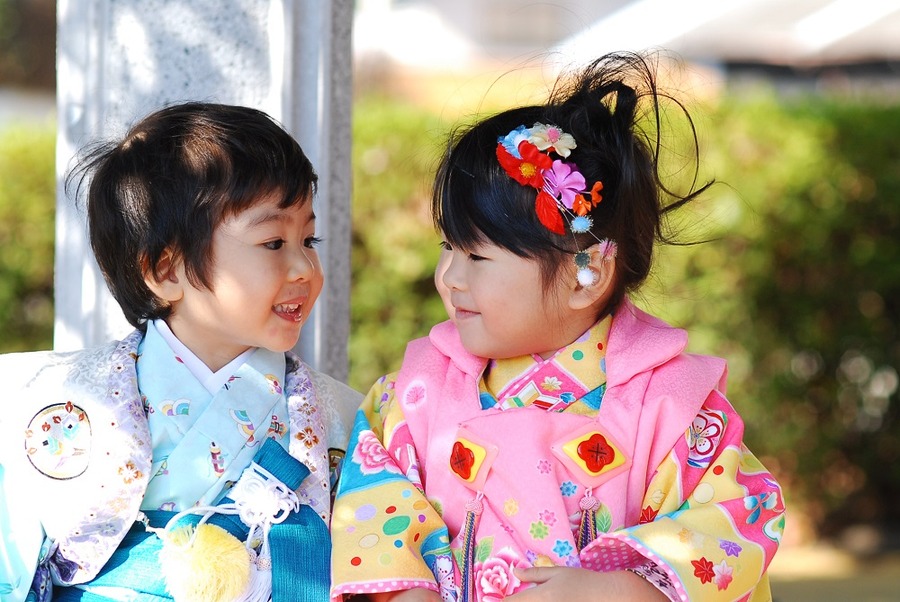 子供の「成長記録」記念写真は自分で撮ろう　撮影する際のコツとお勧めグッズ