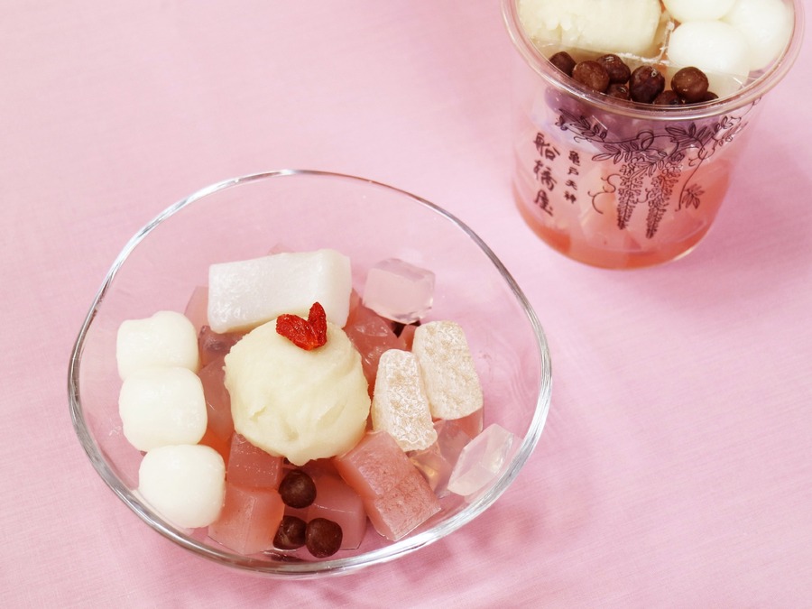 エキュート各館で「いちごフェア」開催！甘酸っぱいスイーツが勢揃い