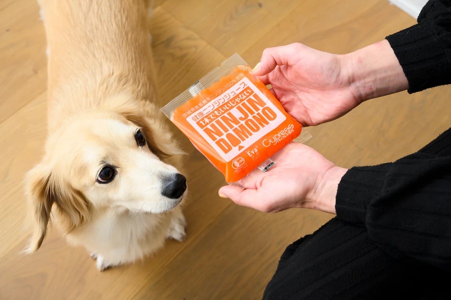 愛犬と飼い主の絆を深める　賞まで受賞した高品質「ニンジンジュース」