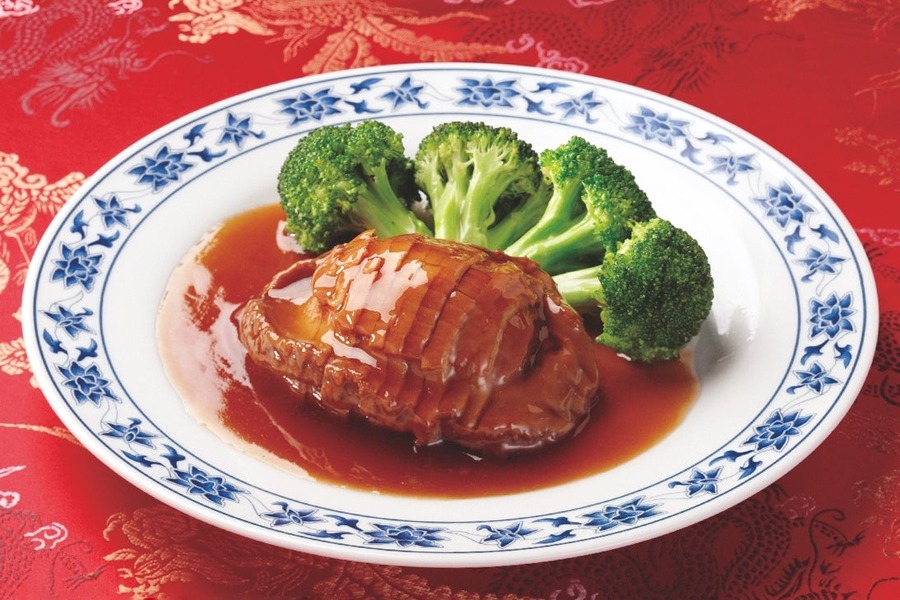 年1回150本限定「皮付き豚バラ肉のウーロン茶煮」登場！他4商品【重慶飯店】