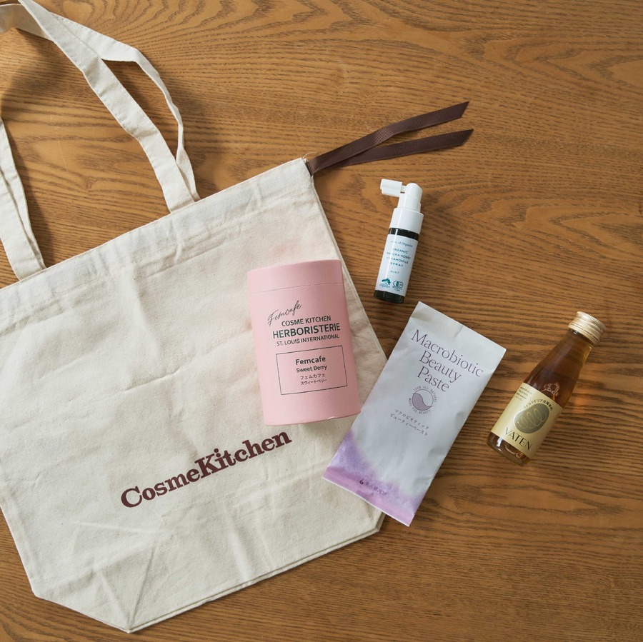 「Cosme Kitchen」2025年限定キット1/1(水)10時～発売