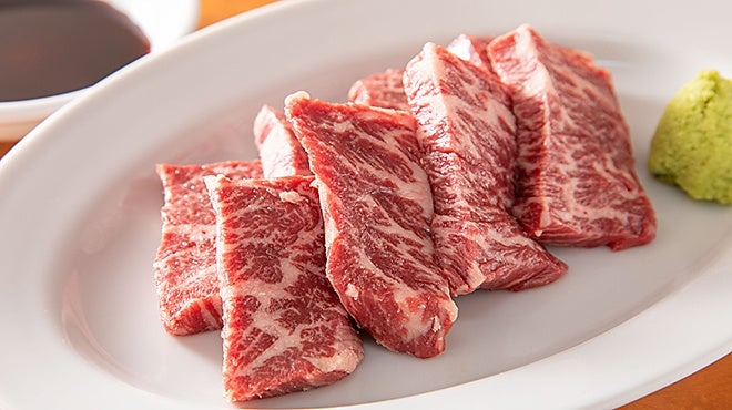 厚切り肉が名物の「焼肉やっちゃん（関西百名店！)」神田に初上陸