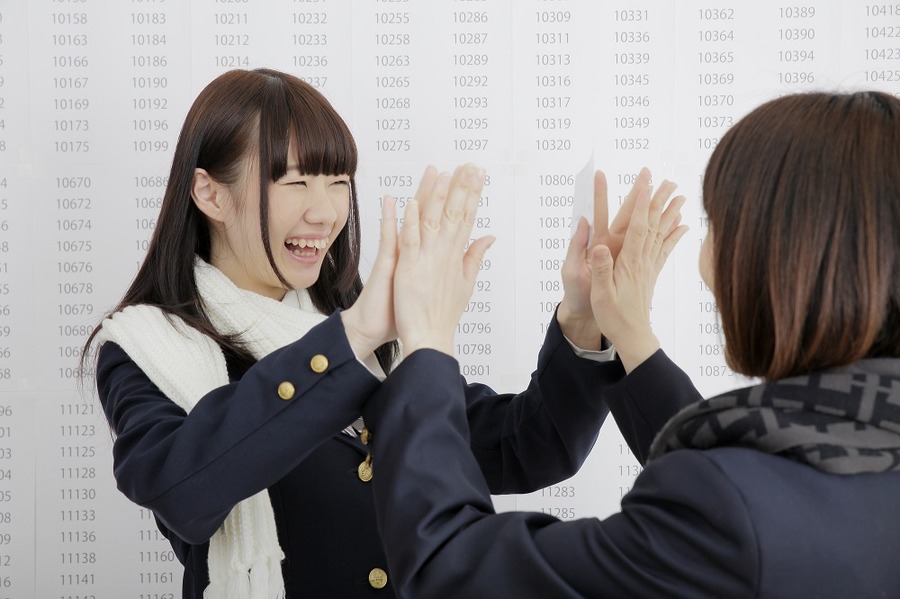 「大学の学費」が気になる3月　必要になる費用や奨学金制度を詳しく解説します